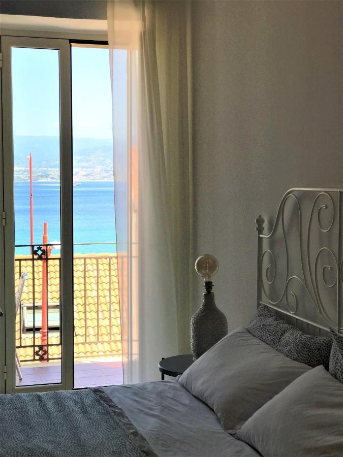 Vecchia Paradiso - A Un Passo Dal Mare Messina Eksteriør billede